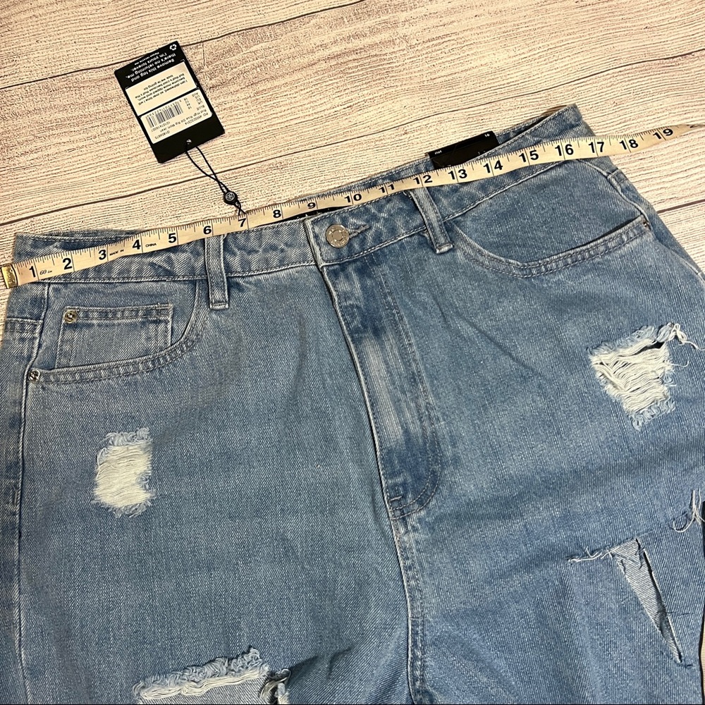 Misguided Denim Riot High Rise Slit Rip Mom Jeans - Picture 13 of 16